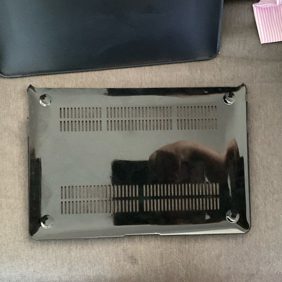 MacBook Pro computer case - Picture 3 of 4